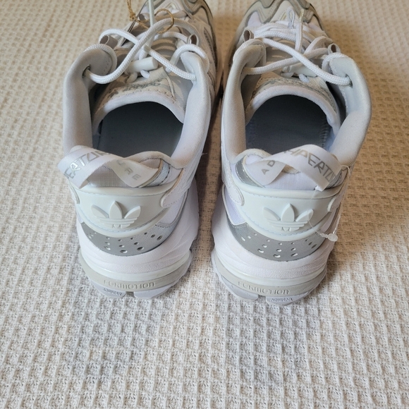 ADIDAS White and Silver Sneakers - Picture 8 of 16